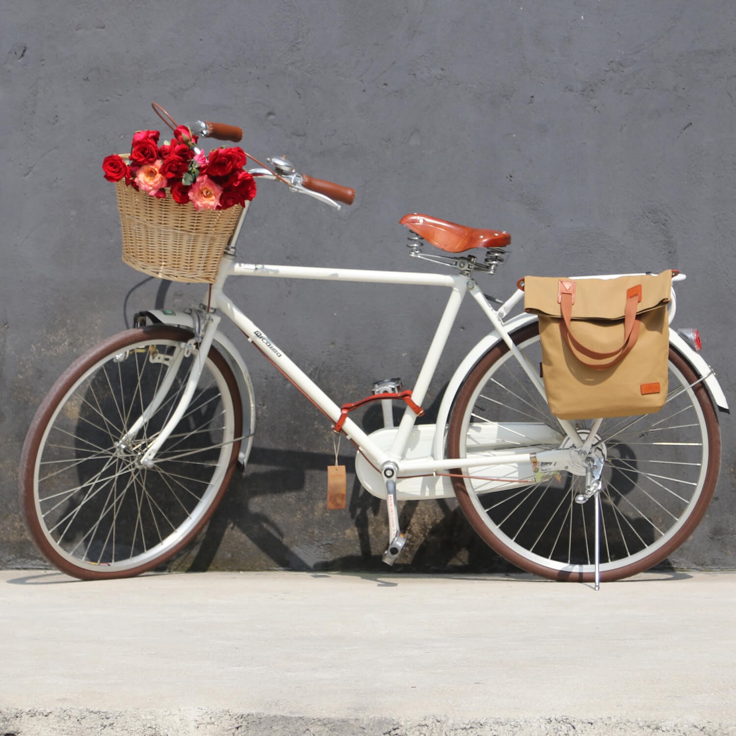 tourbon bike bag and tourbon wicker-baskets